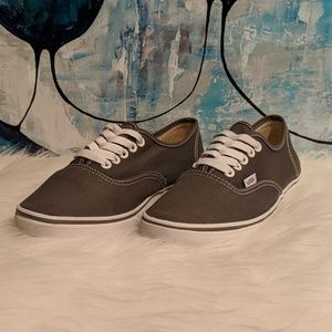 Men's Vans Size 6./ Woman's 7.5